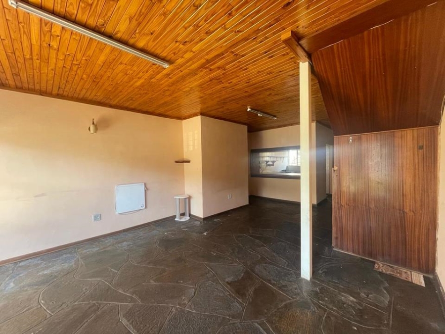 2 Bedroom Property for Sale in Potchefstroom Rural North West